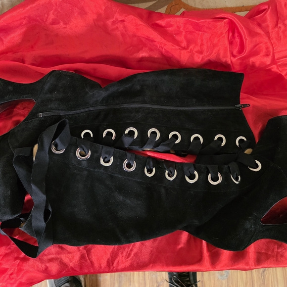 John Fluevog Shoes - Fluevog Mega Munsters! NEW suede lace-up zip up